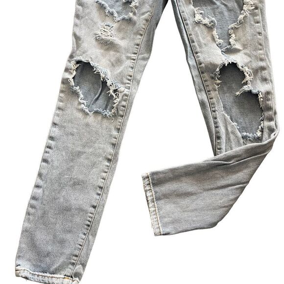 BDG Urban Outfitters Mom High Rise Destroyed Jeans Size 24 - Picture 5 of 11